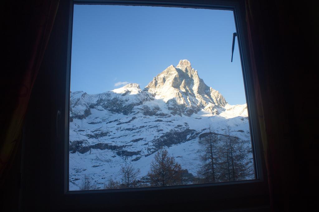 Cervinia Apartments ブレウイル・チェルヴィナイア エクステリア 写真
